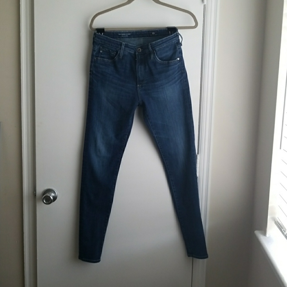 AG Farrah High Rise Skinny Jeans 29
